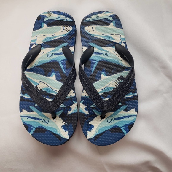Old Navy Flip Flop Blue White Shark‎ Print - Picture 1 of 4